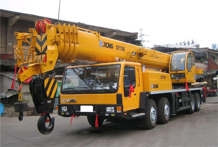 吉林吊车出租选择重点